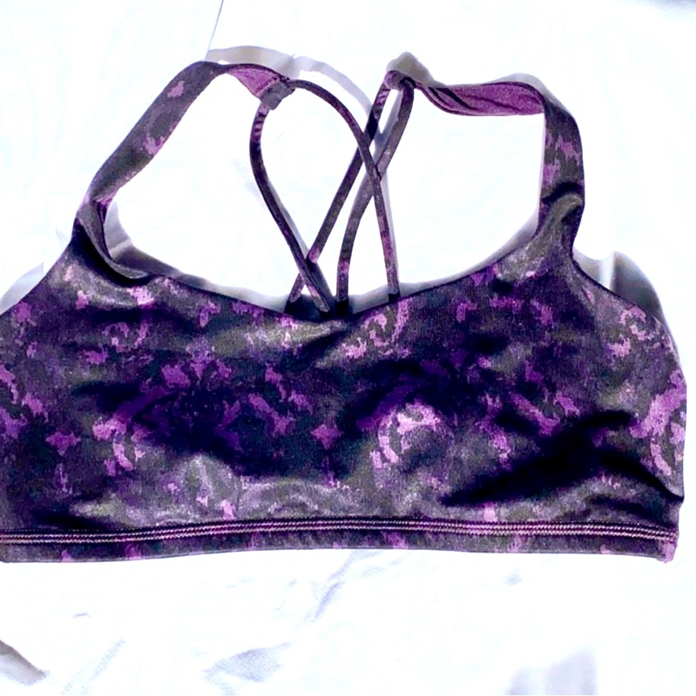 Lululemon Athletica Sports Bra 🍋⛹🏼‍♀️